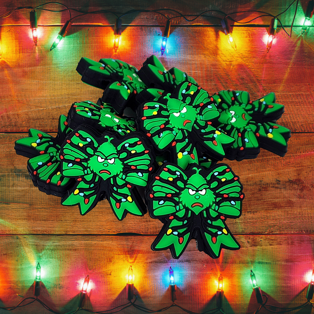 Mean Green Guy Christmas Focal Bead