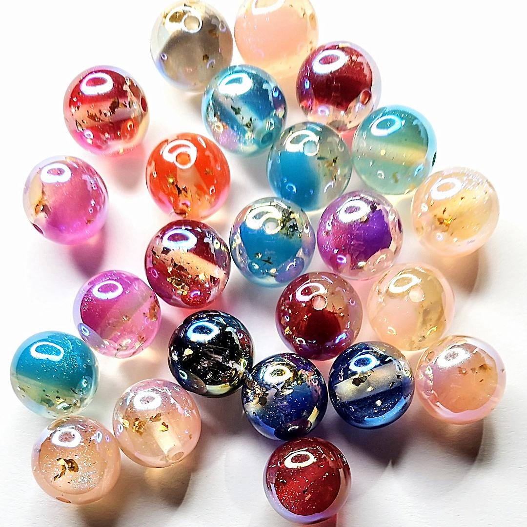 16mm Gold Foil Acrylic Beads (10 Pack)