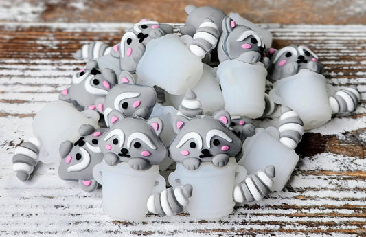 3D Trash Can Raccoon Focal Bead