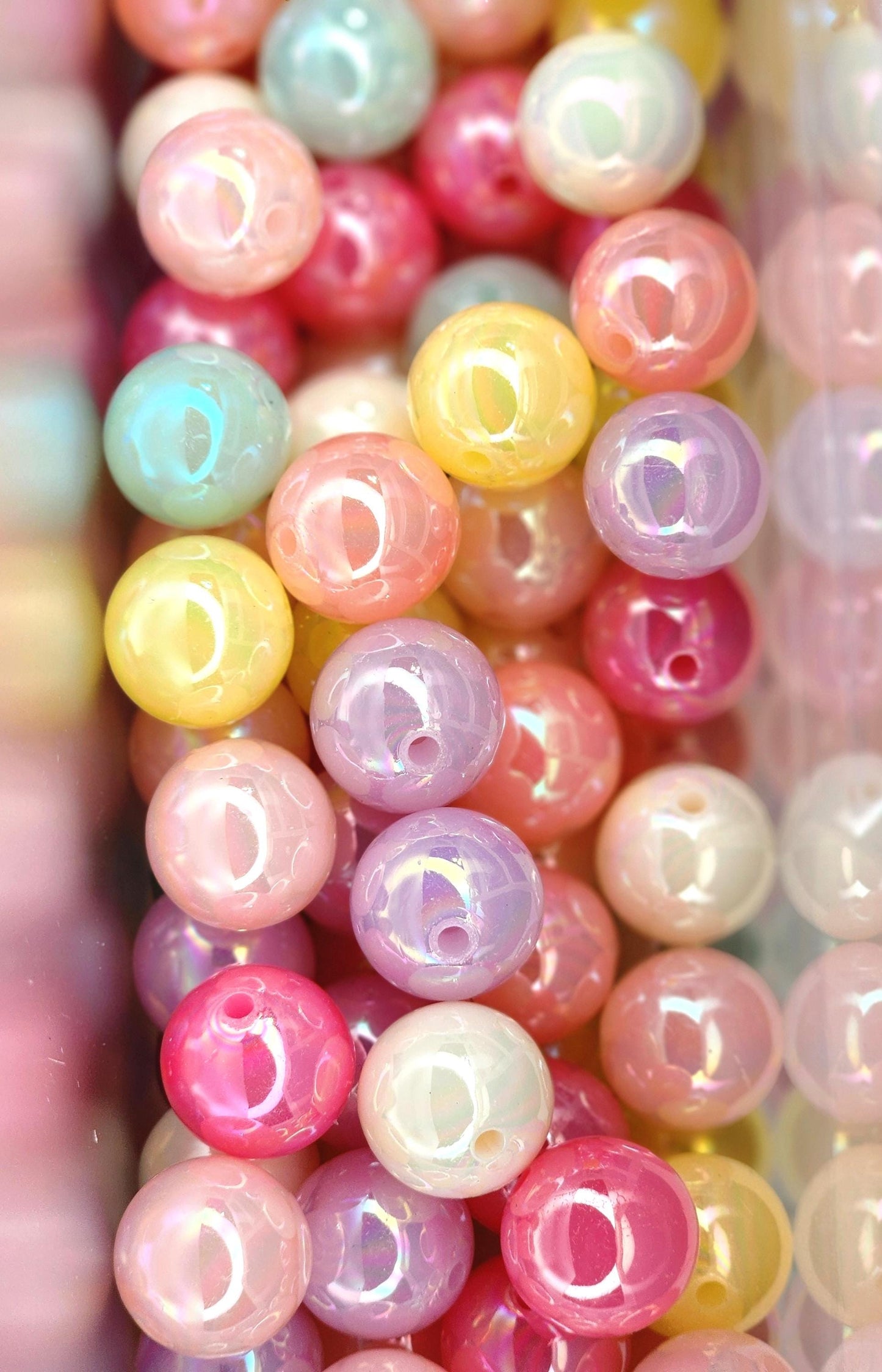 16mm Mermaid Mix Beads (10 Pack)