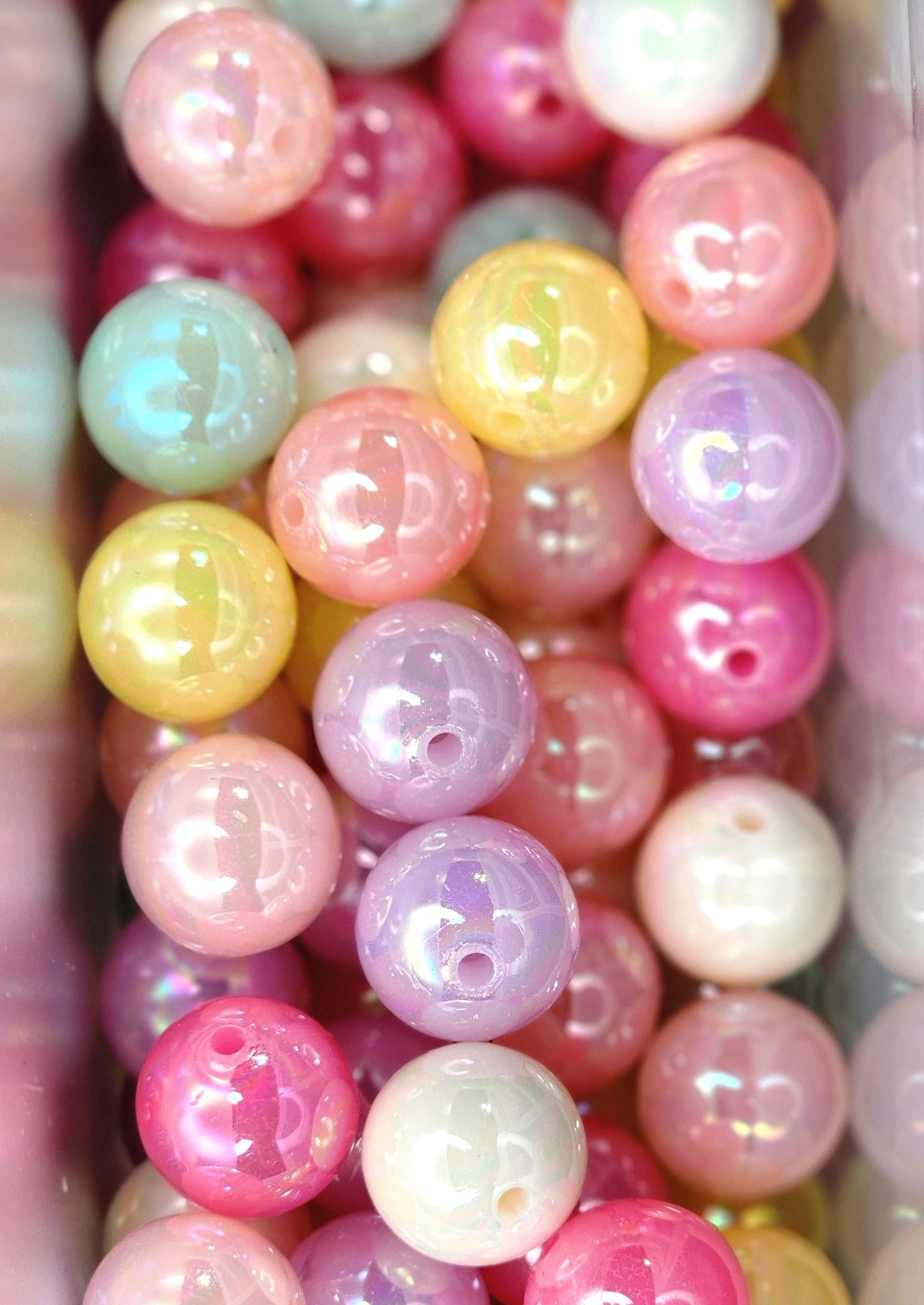 16mm Mermaid Mix Beads (10 Pack)