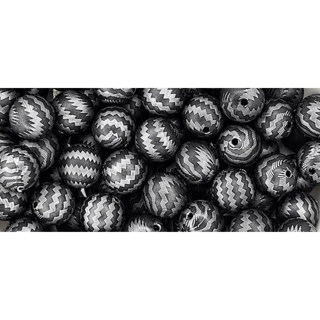 15mm Black & Silver Zig Zag Silicone Beads
